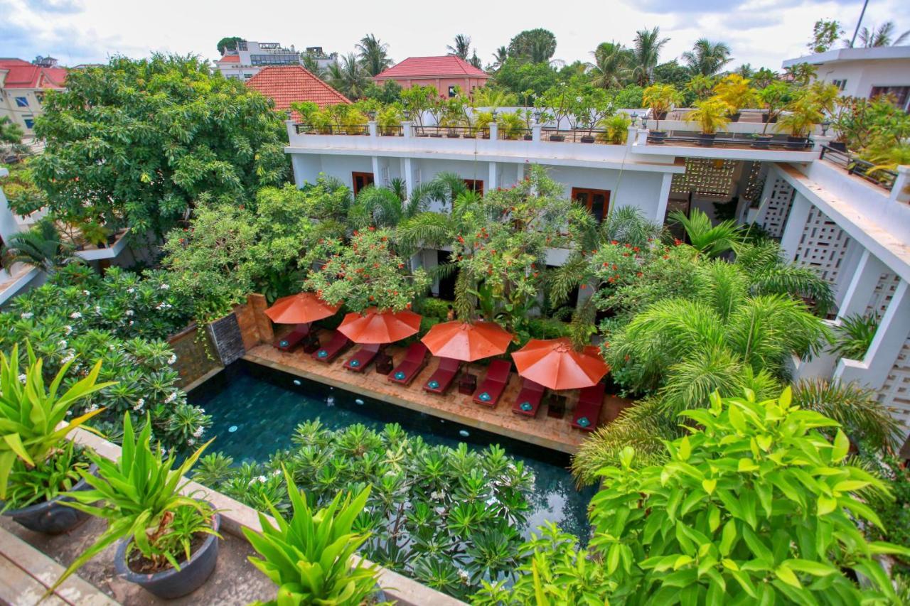 The Moon Residence & Spa Siem Reap Esterno foto