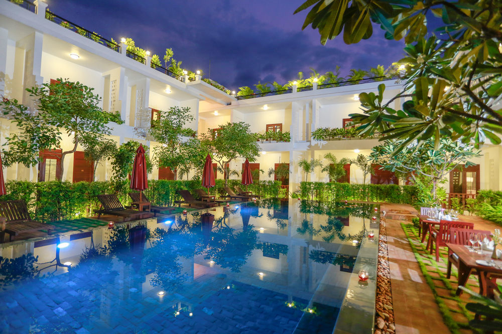 The Moon Residence & Spa Siem Reap Esterno foto