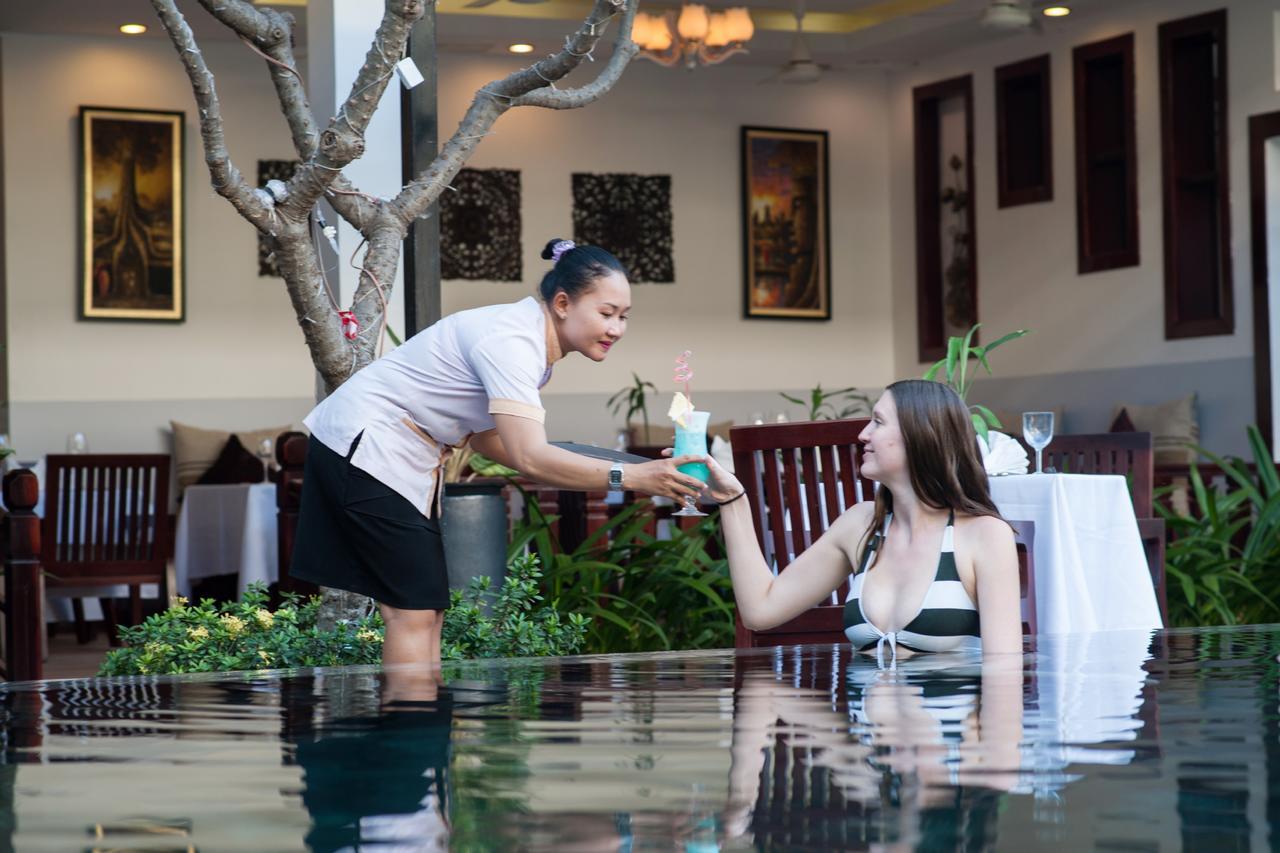 The Moon Residence & Spa Siem Reap Esterno foto